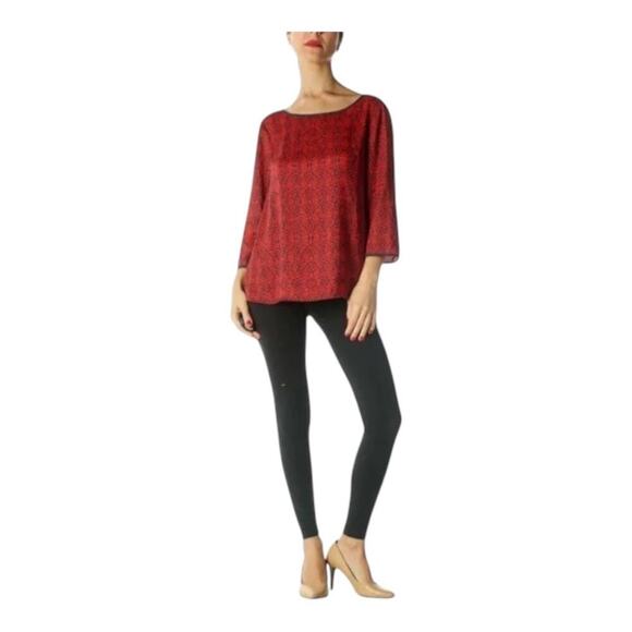 Ann Taylor nwt medium blouse 3/4 Sleeve navy blue and red printed top​ - Picture 1 of 6